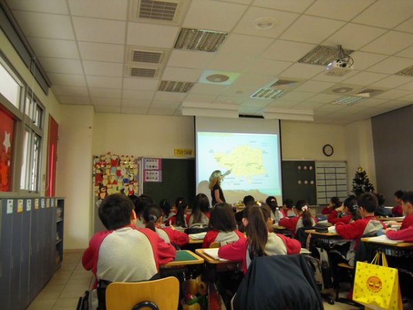 2010年12月24日 參訪康乃薾雙語中小學
